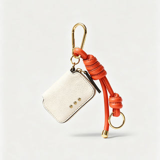 Brynn Clippable Card Wallet