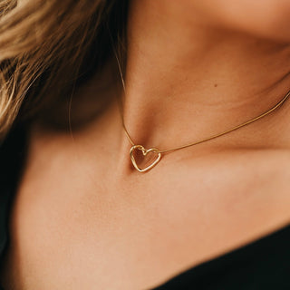 Tangled in Love Heart Necklace - WATERPROOF-Necklace-Pretty Simple