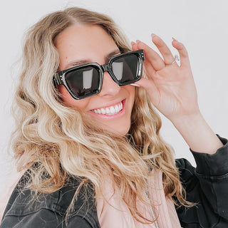 Courtney Square Sunglasses Wholesale-Sunglasses-Pretty Simple