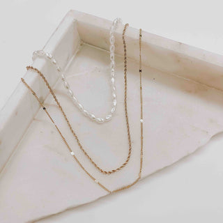 Oh My Pearl Layered Chain Necklace - 2 gold chains and 1 pearl chain