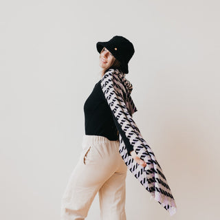 Cold Morning Houndstooth Scarf-Scarf-Pretty Simple