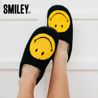 Smiley® x Pretty Simple Original Smiley Slippers-Slippers